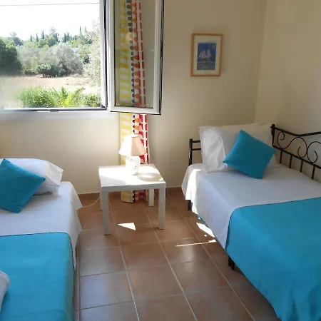 Elegant And Serene Angeliki * Fokata